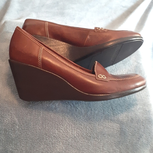 Naturalizer Brown Wedge Heel Shoes - Picture 5 of 6